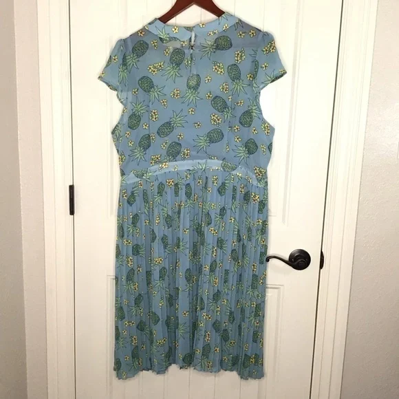 MODCLOTH Expansive Interests A-Line Pineapple Dress. - Picture 6 of 13